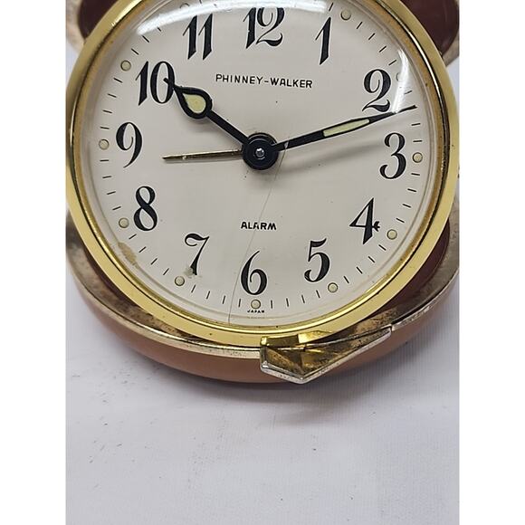 VINTAGE PHINNEY WALKER Travel Alarm Clock Round Face Wind-Up WORKING Japan - Picture 2 of 5